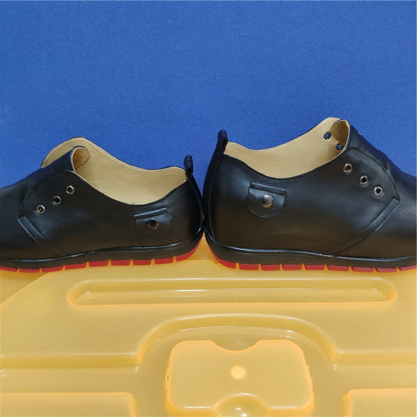 Custom leg length discrepancy treatment shoes for different length legs