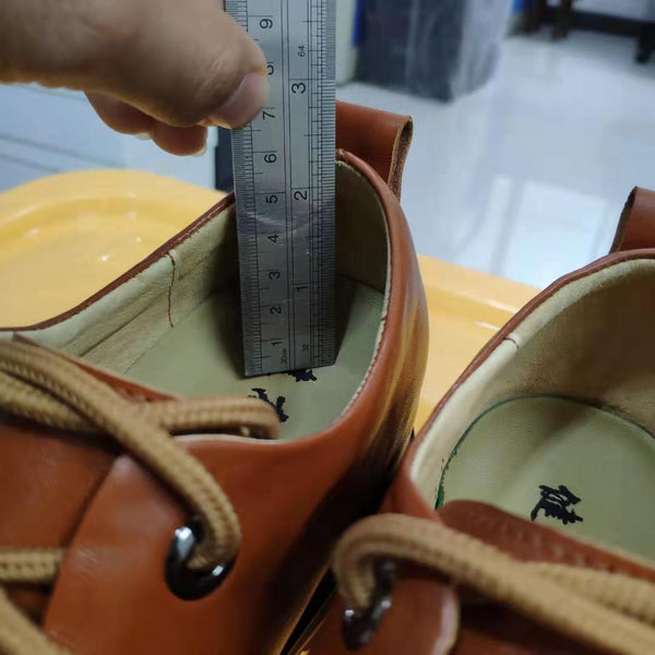 Leg length discrepancy shoes for one leg short then other