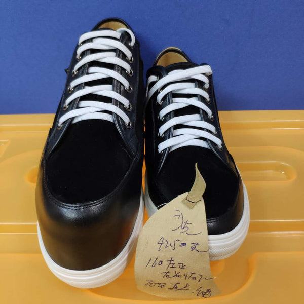 zapatos de discrepancia hasta la pierna